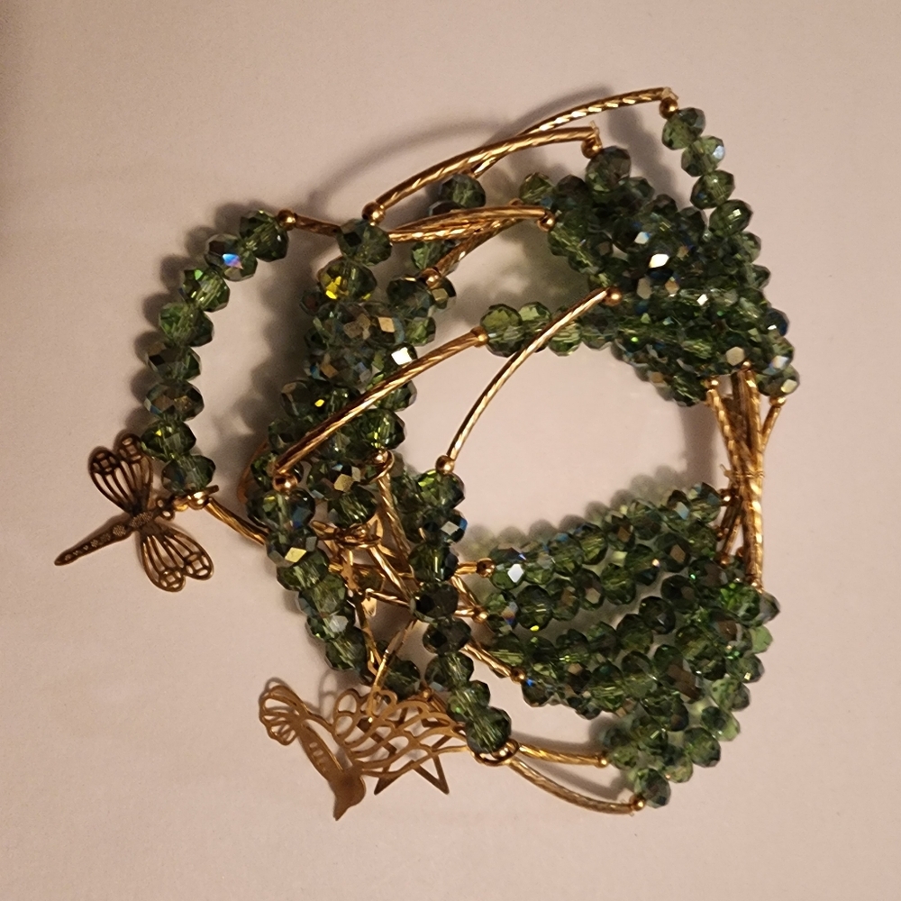 Elegant Green Beaded Bracelet with Butterfly Charms